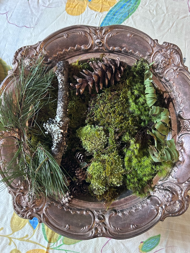 Spring centerpiece